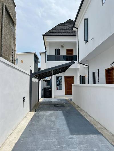 STANDARD 4BEDROOM DETACHED