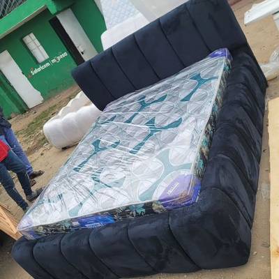 🔥 STANDARD BEDFRAME 🔥 Make your living room look like a 5-star hotel!