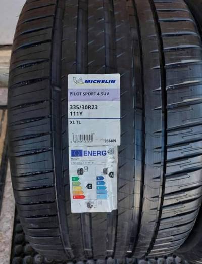 335/30r23 Michelin tyres. For Lamborghini urus
